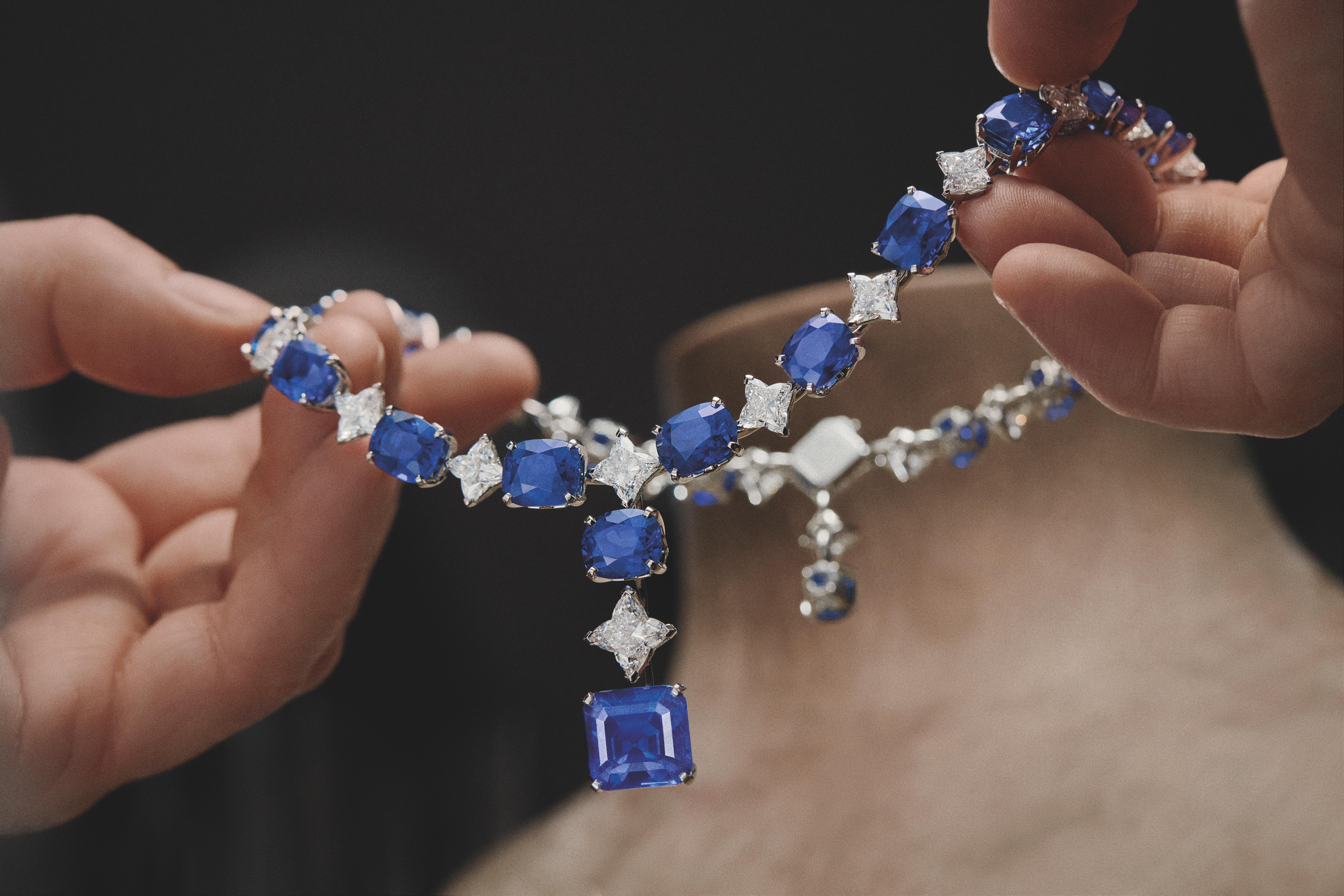 In Paris, High Jewelry Was All About Flexibility, Flexing Rare Finds