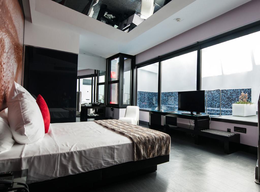 Superior Double Room with Swimming Pool,223001951:JPEG
