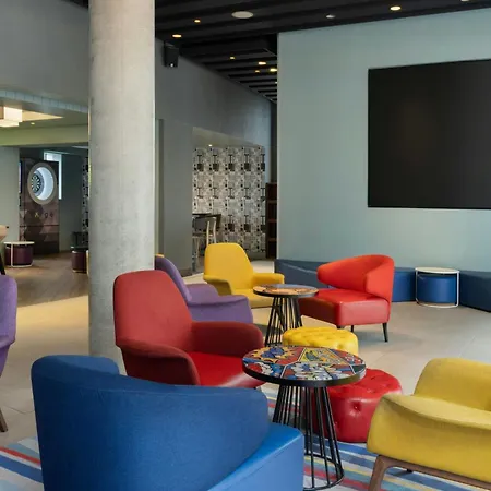 Aloft By Marriott London Excel-2